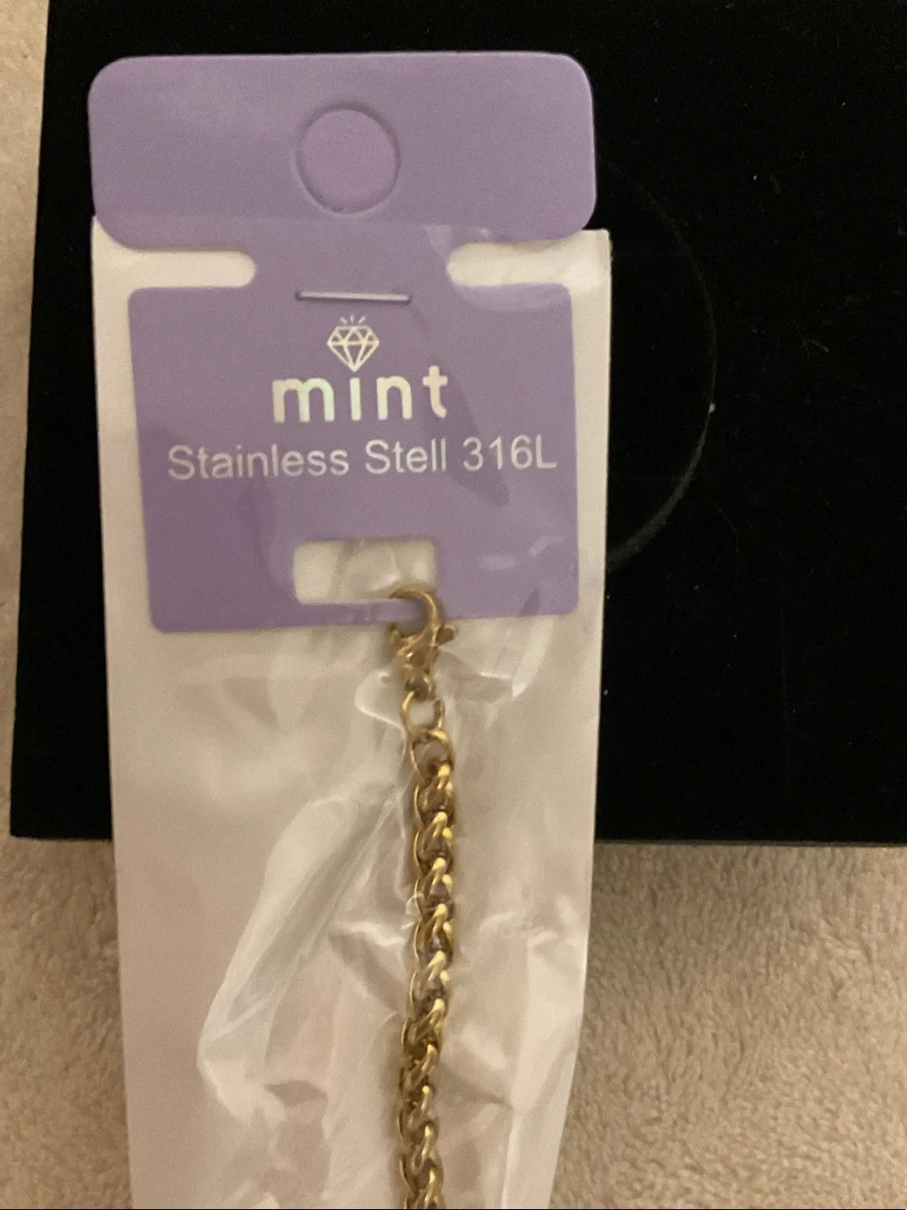 Mint gold tone